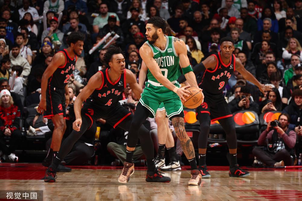 不仅轻松应 不仅轻松应